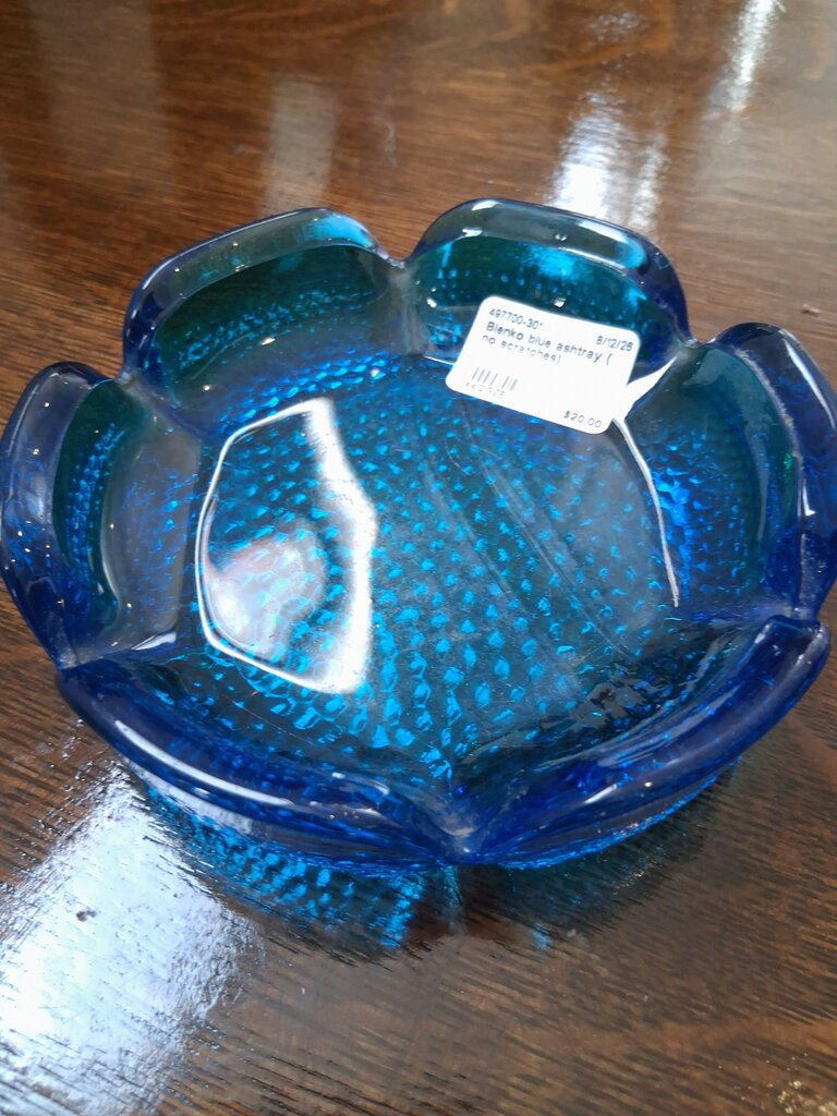 Blenko blue ashtray ( no scratches)