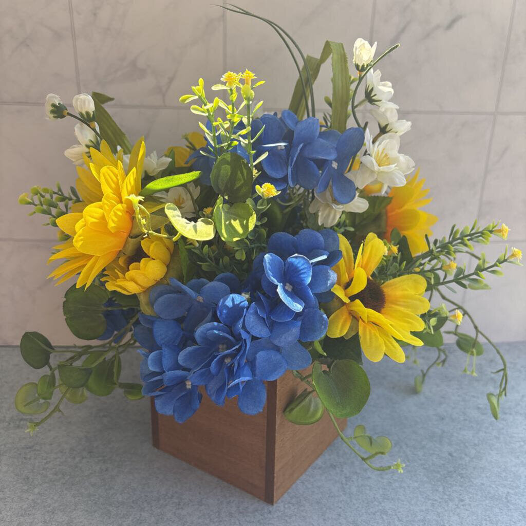 blue sunflower box
