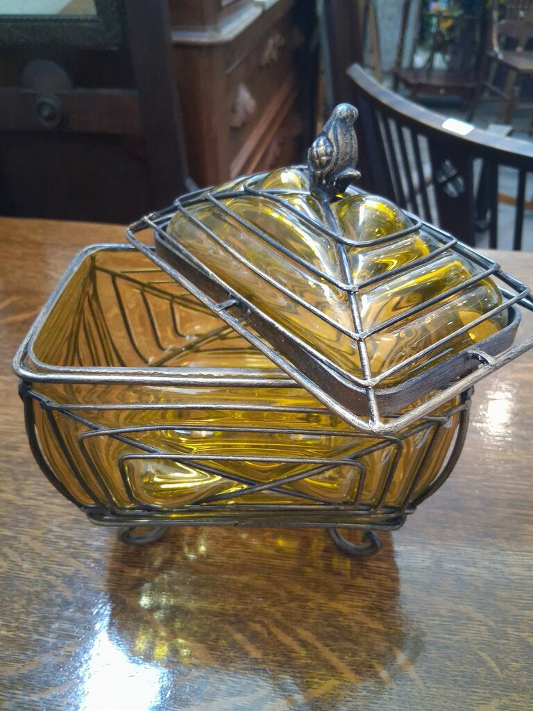 Wire-Wrapped Amber Trinket Box