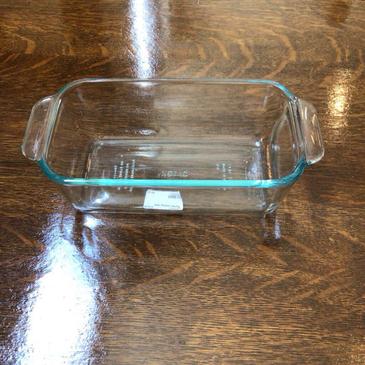 Pyrex baking dish