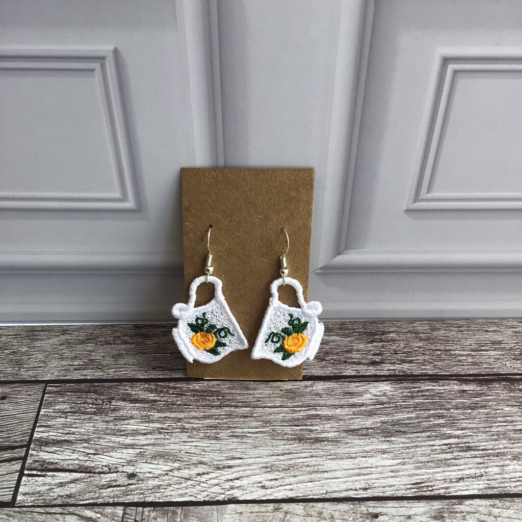 Free Standing Lace Earrings - tea cup
