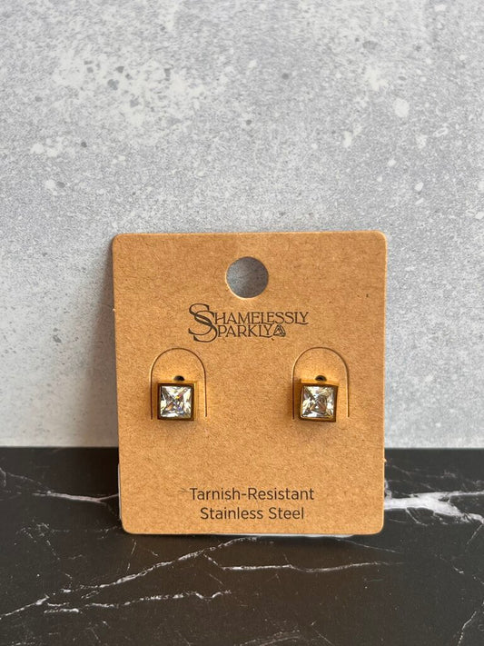 Square stud earrings