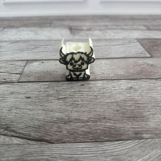 higlhand cow straw topper