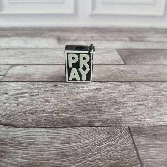 pray straw topper