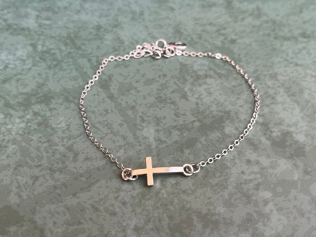 Ankle Bracelet - Silver Chain w Cross