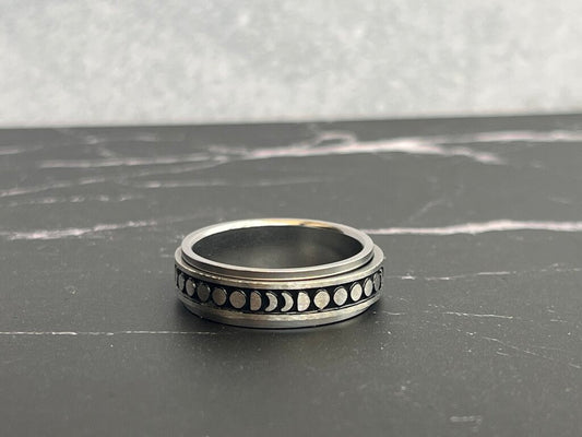 Band Fidget Ring - Moon Phases