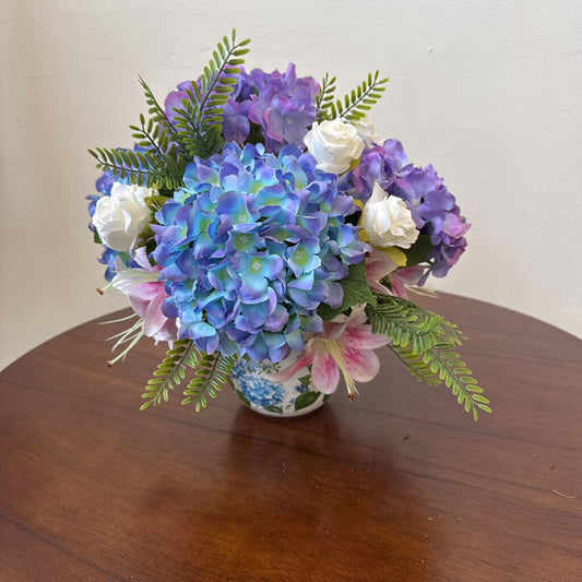 Large Hydrangea with Temptations pot